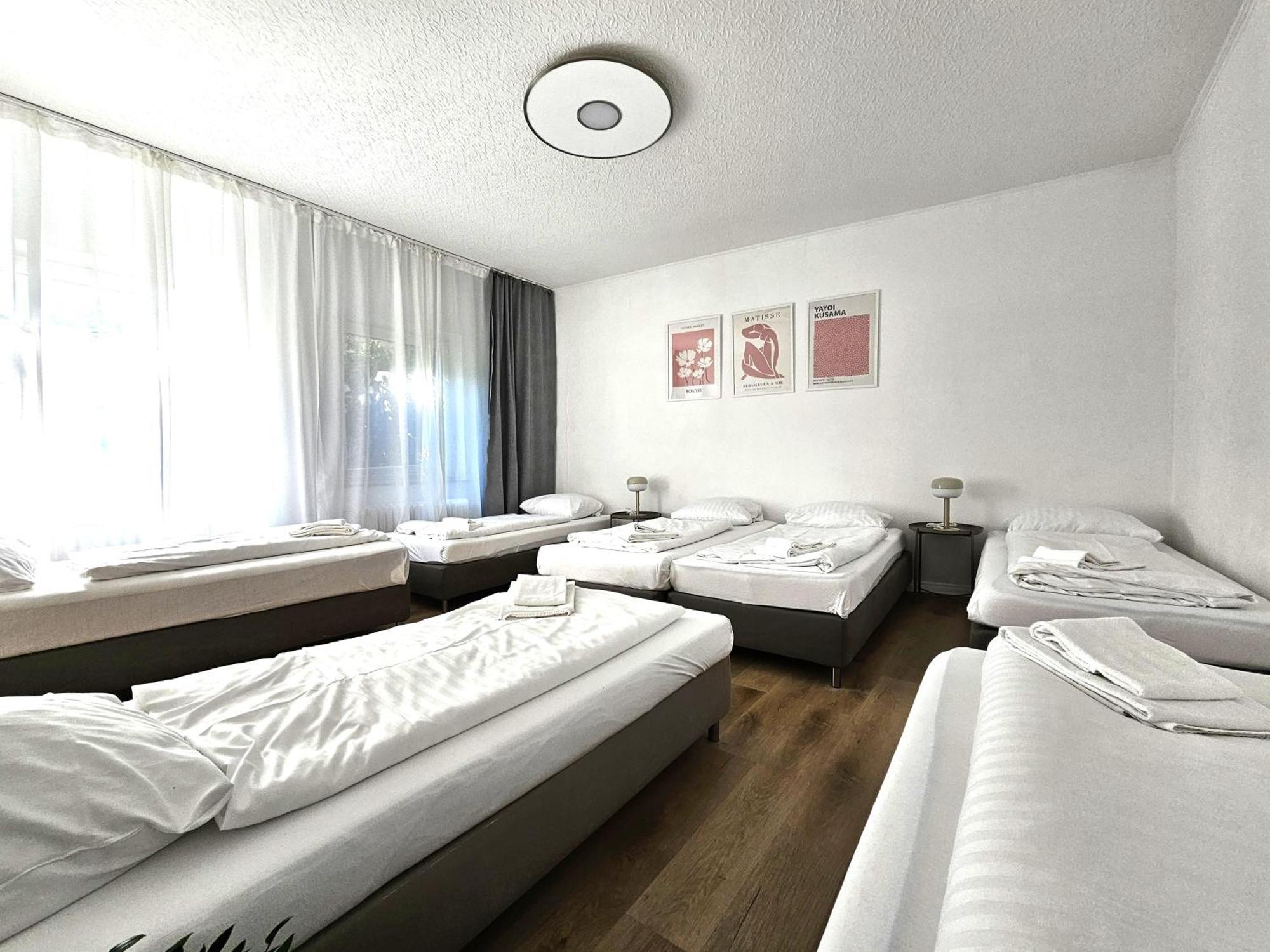 Spacious House Düsseldorf Pokoj fotografie
